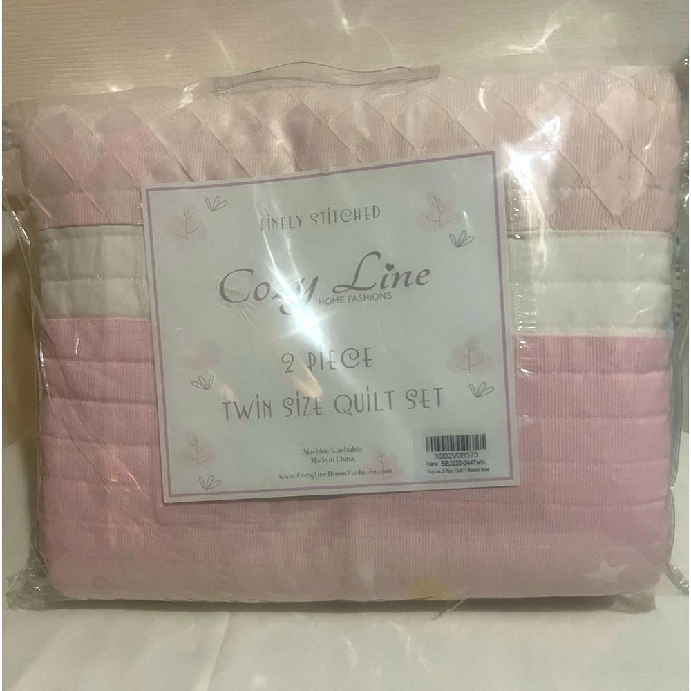 "Transform Your Bedroom with Cozy Line Home Fashions Twin Size Floral Quilt Set